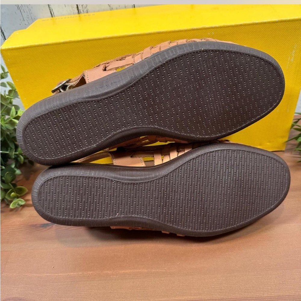 BRAND New huarache Style sandals - Picture 3 of 7
